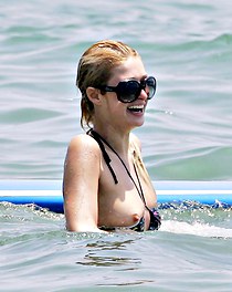 Nude bikini nipple of Paris Hilton